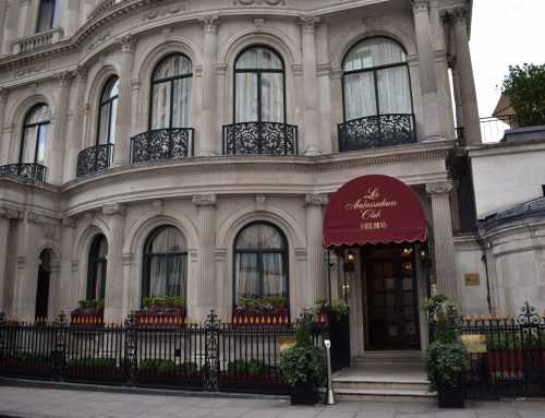 Dr No – Les Ambassadeurs Casino – Bond James Bond